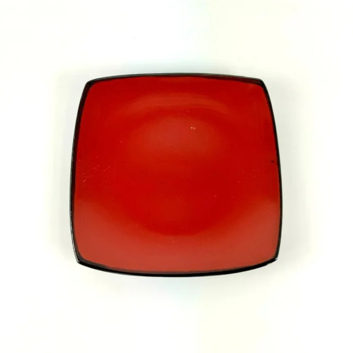 45376694-1 Plato Tendido 7.8" Cuadrado Rojo Ext Negro - Imagen 1