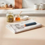 Colador para Té de Acero Inocidable con Mango de Silicona 6.5 cm - Imagen 2